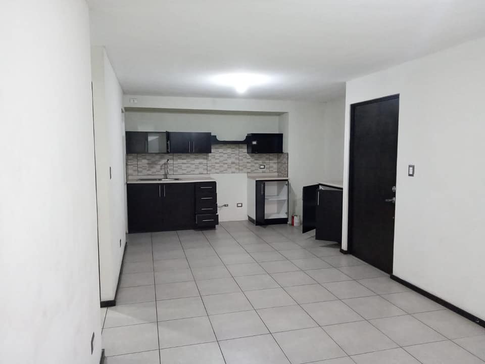 Apartamento en Renta
En 6to.Nivel
Altura San Nicolas
Z.4 Mixco.Bosques San Nicol