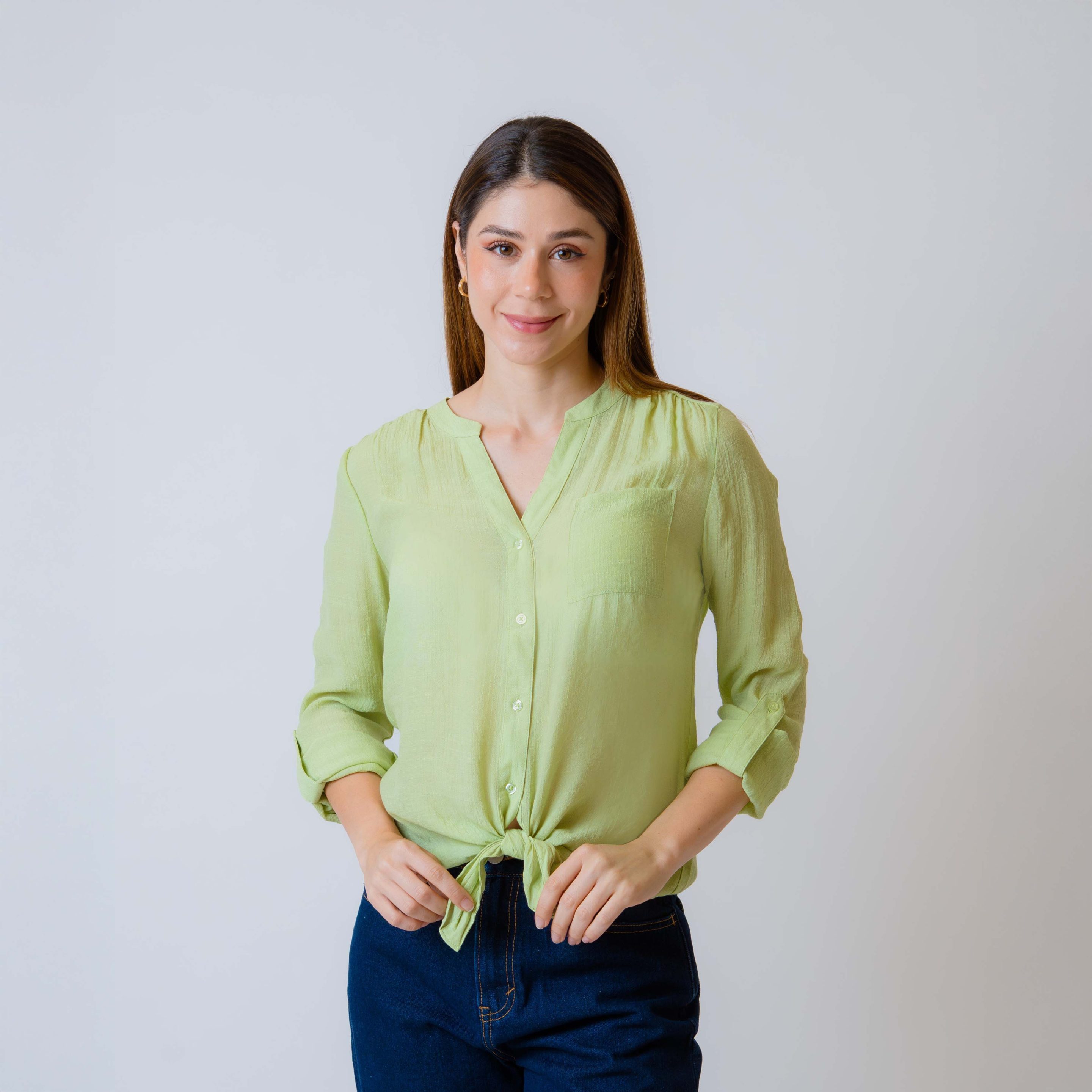 Blusa M/L Nudo Al Frente C/Chino