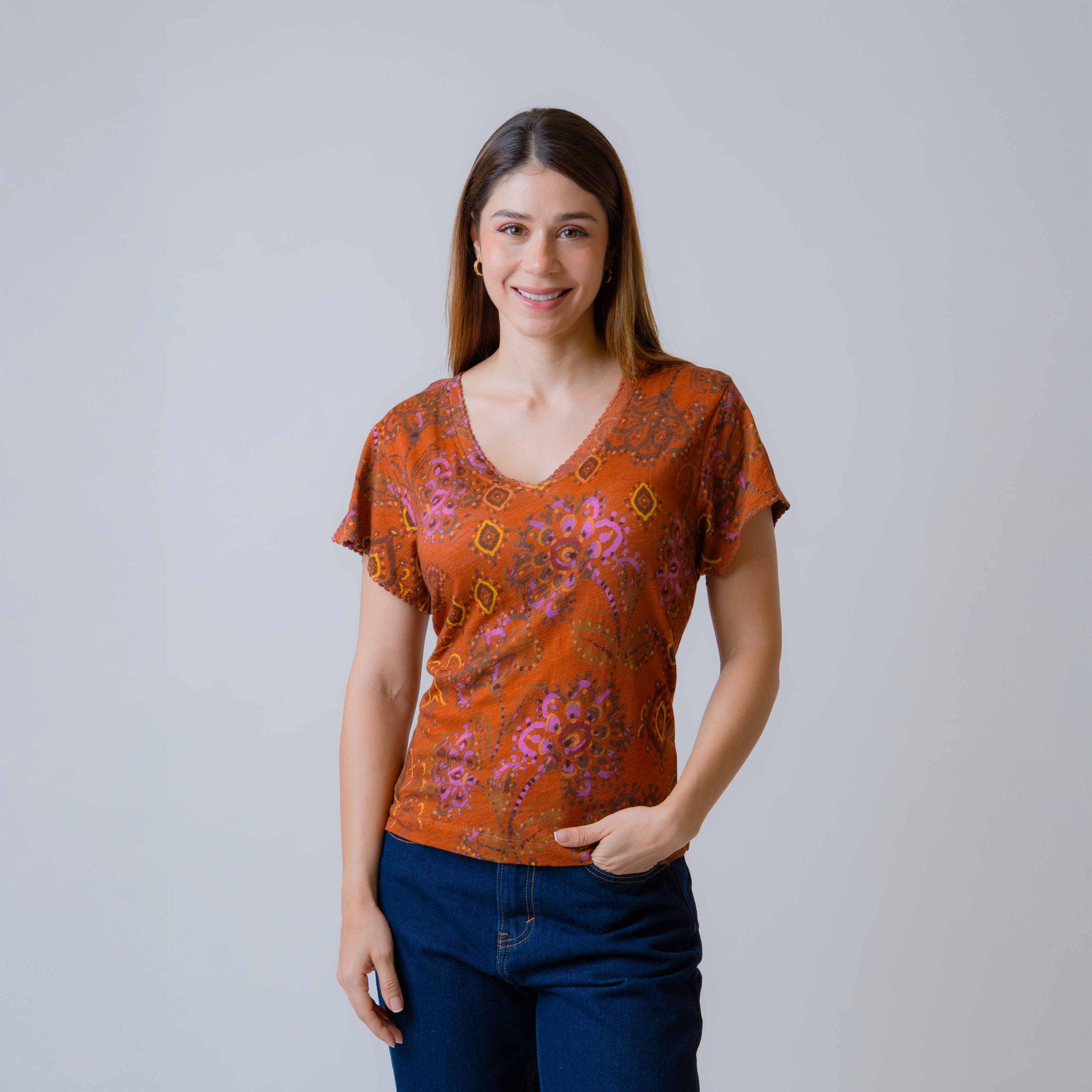 Blusa M/C Estampada Cuello V