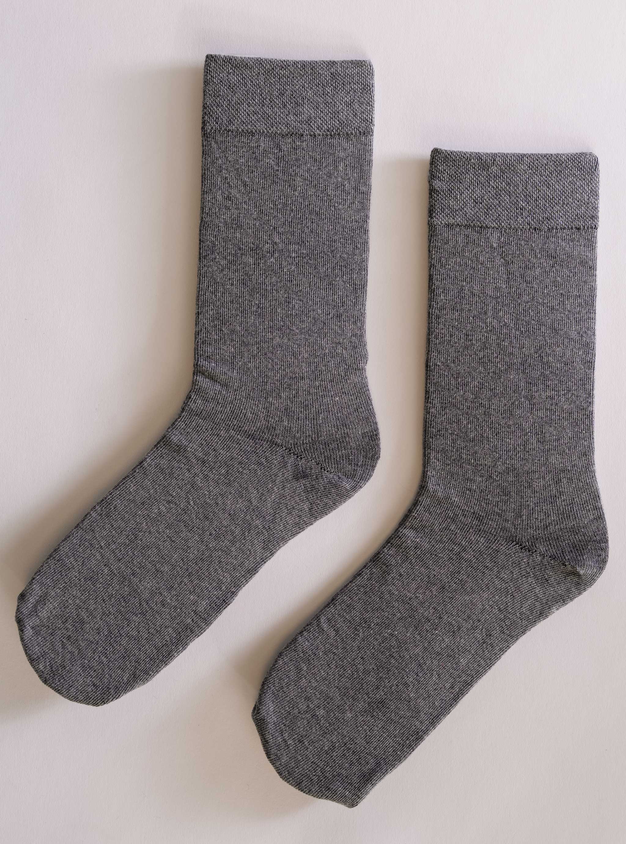 Basic Formal Calcetín, Gris Obscuro