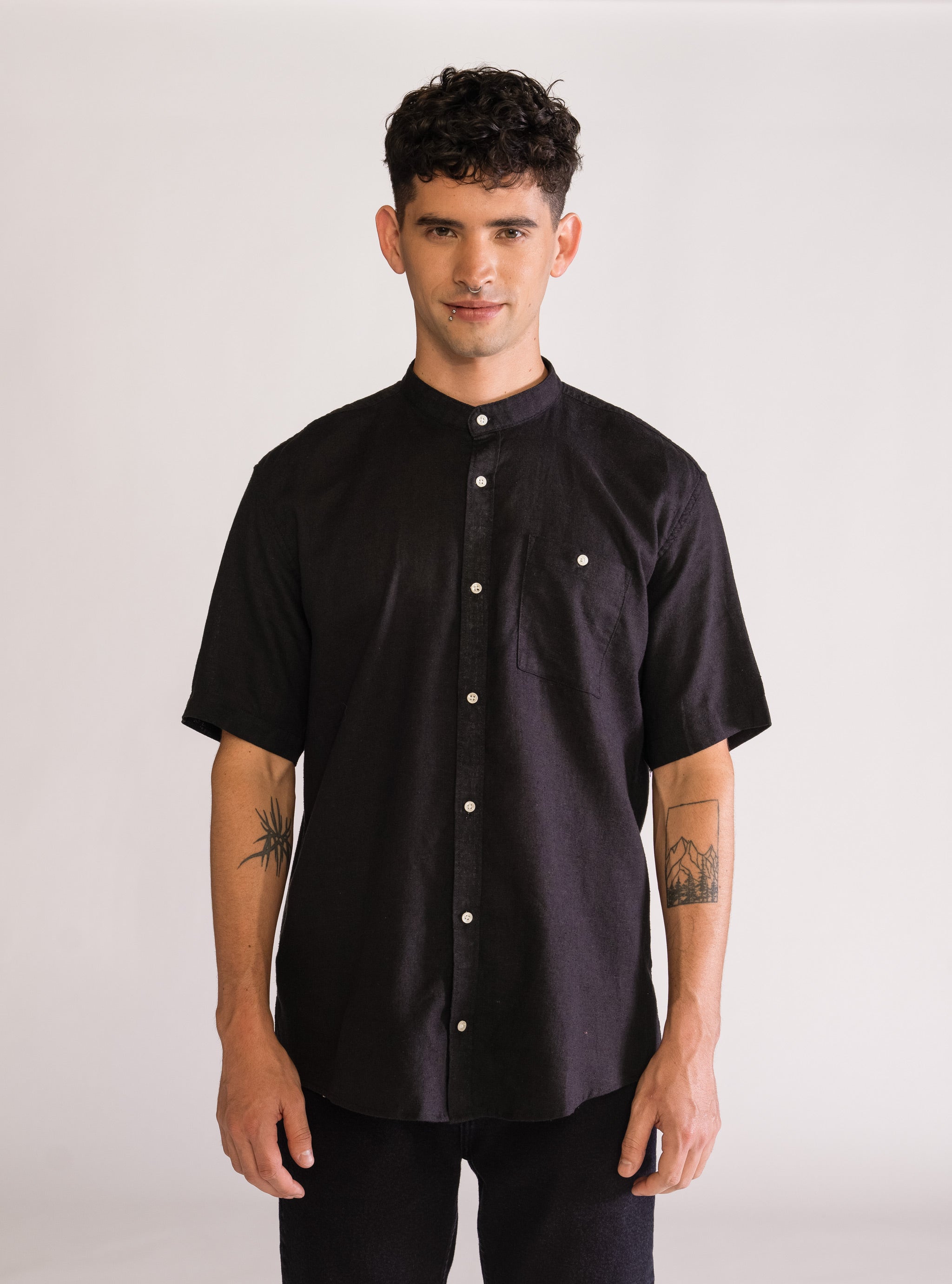Dominating Roads Camisa, Negro