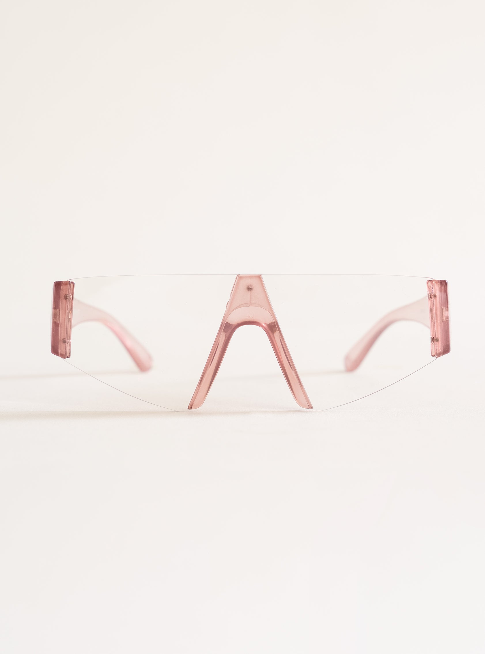Can't Be Stopped Lentes, Corinto