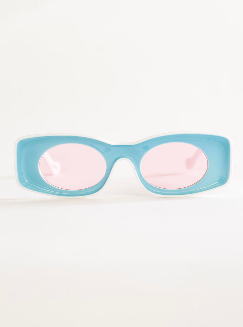 Is this Ibiza? Lentes, Celeste