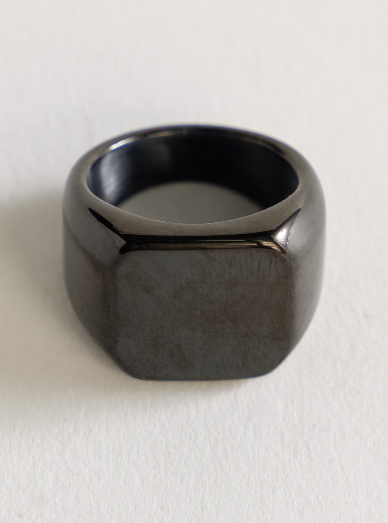 Four Corners Ring, Negro