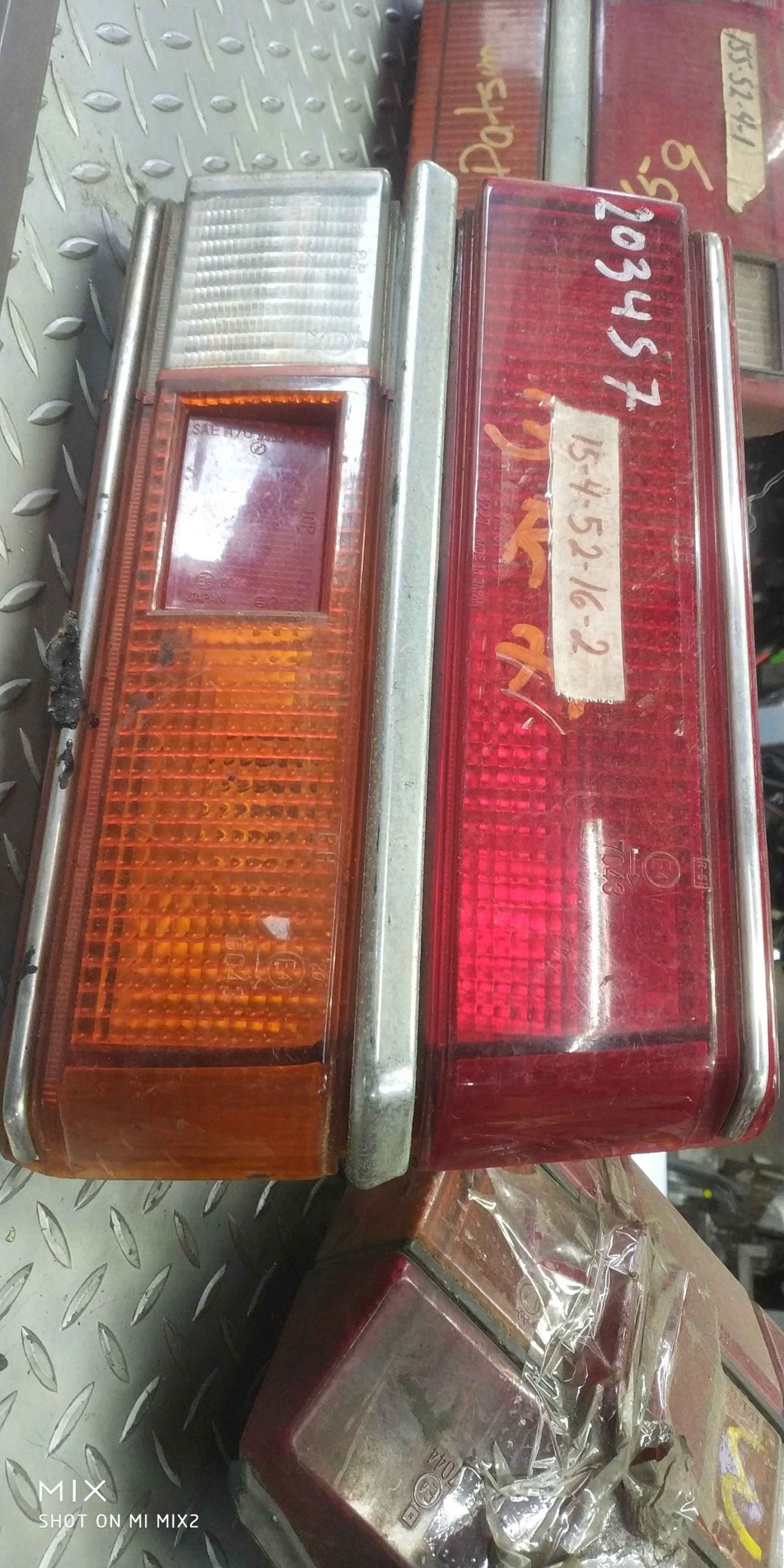 Compro lámparas traseras stops de datsun 310gx 1980