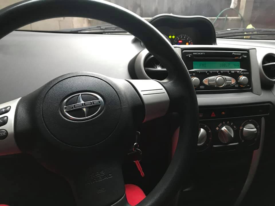 Toyota Scion Xa mecánica. 36.500 Negociable. Californiana en buenas condiciones
