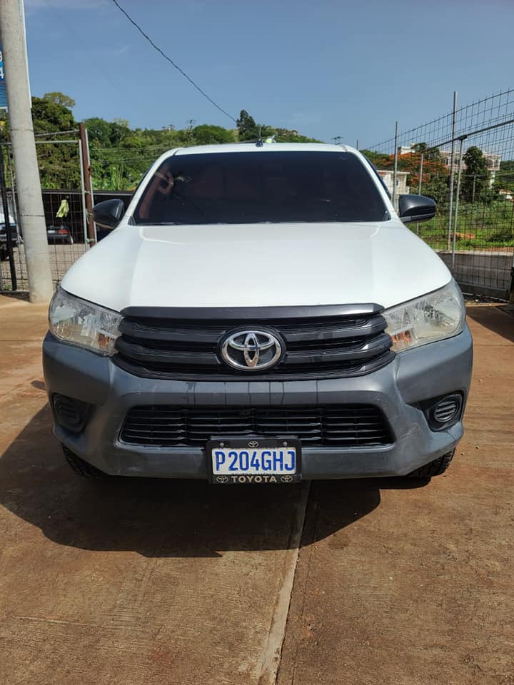 Toyota hilux 2016 full