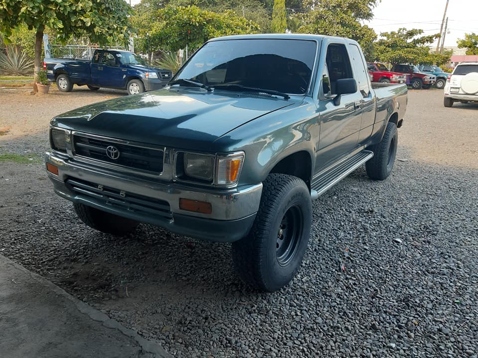 Toyota m/93 4×4 4 cilindros mecánico
