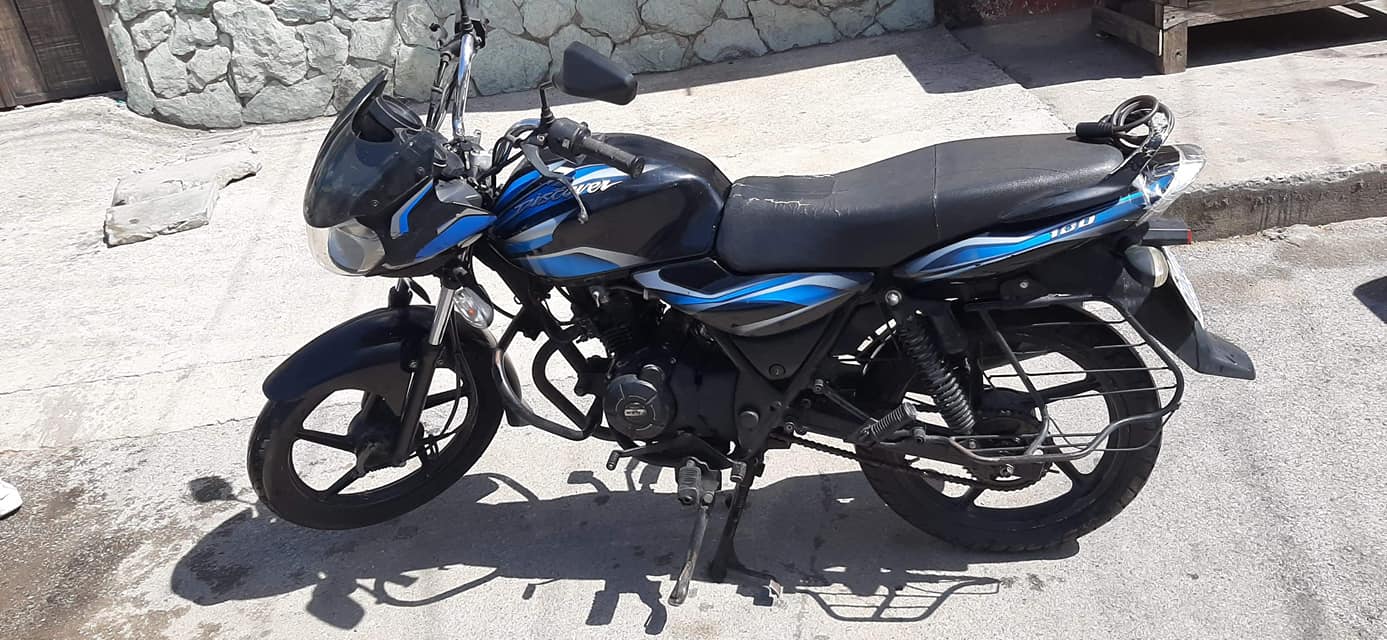 Vendo poderosa 
Moto 100 cc