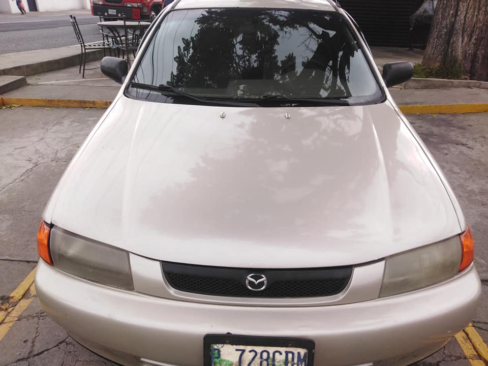 Mazda protege 1997