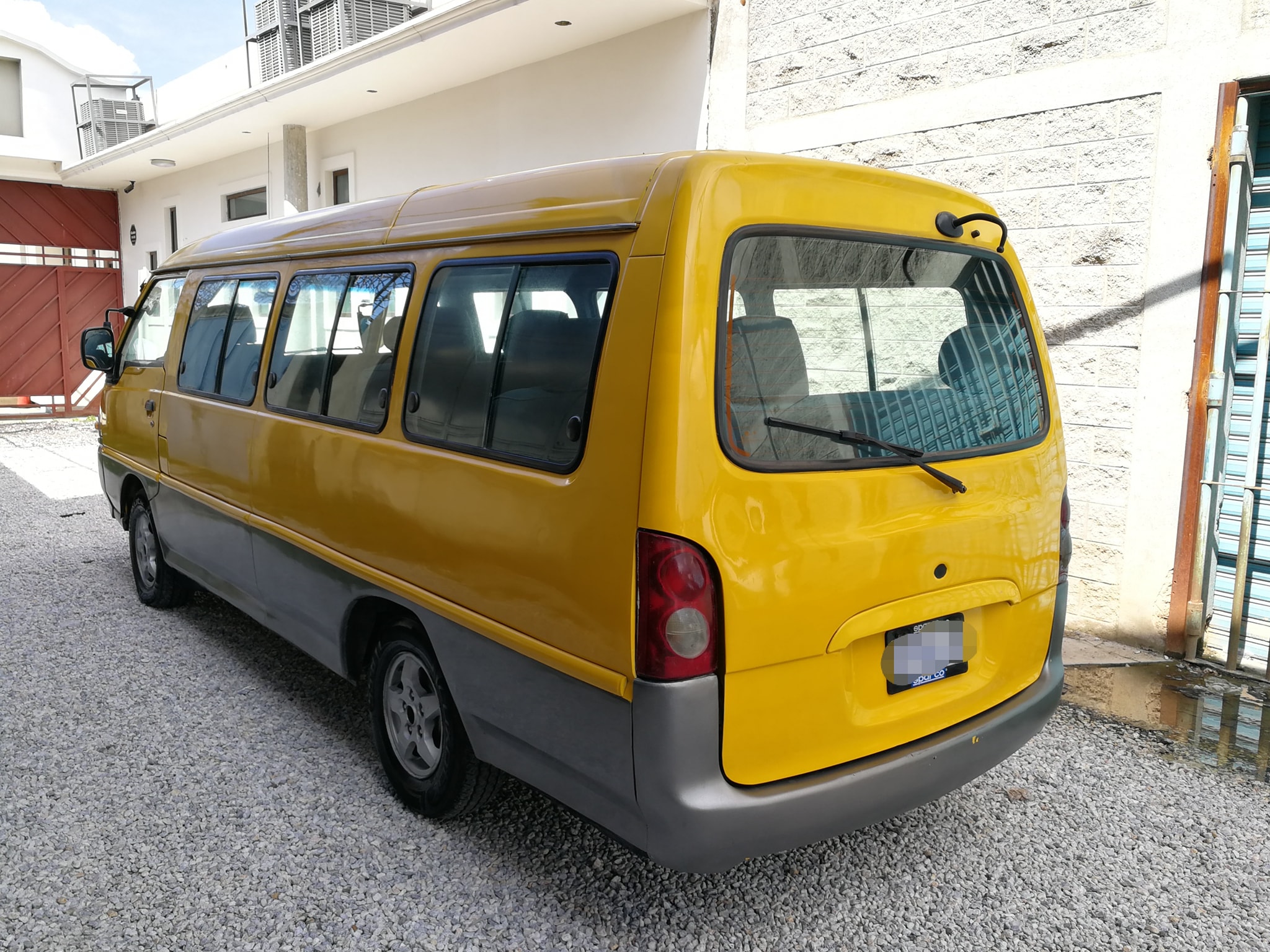 Microbus Hyundai Grace
