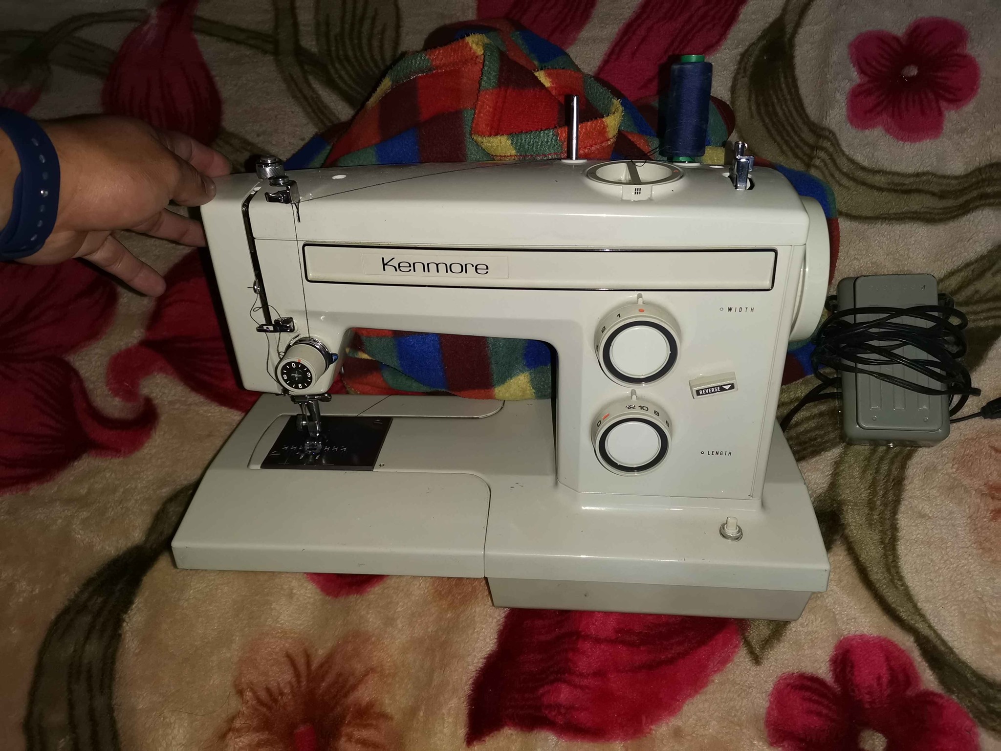 Ganga Maquina de coser marca kenmore