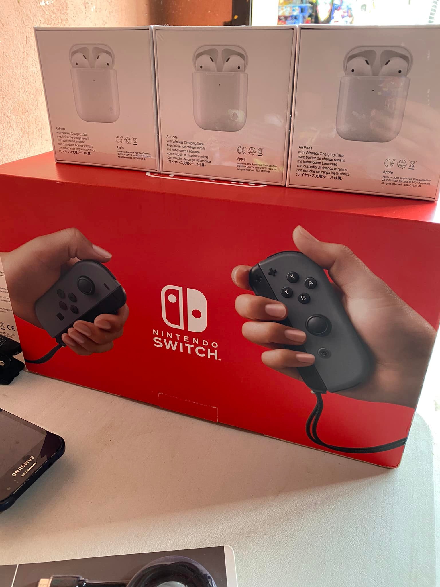 Nintendo Switch nuevo con todos sus accesorios