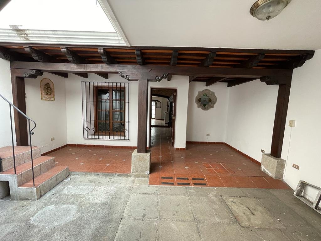 Alquiler de casa en el Callejón del Espíritu Santo, Antigua Guatemala.
