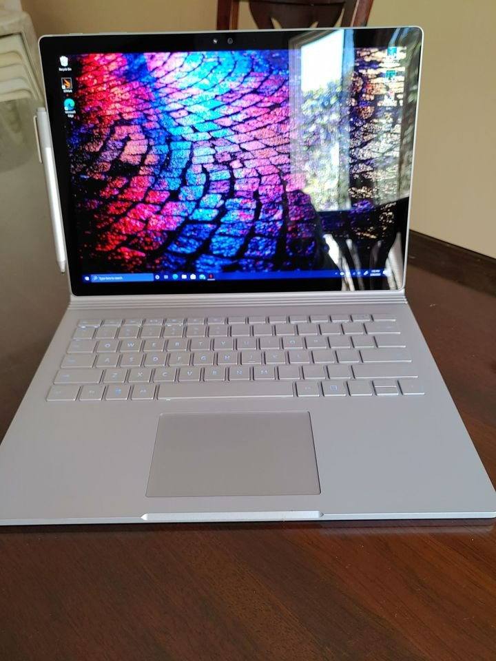 Microsoft SurfaceBook i7 Nvidia GTX