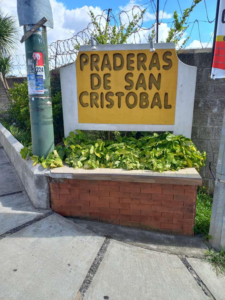 Vendo casa en Ciudad San Cristóbal