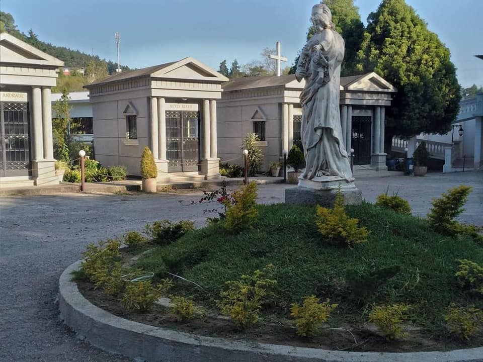 Vendo propiedad en Cementerio Privado Jardines de San José