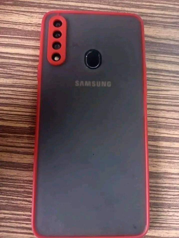 Samsung A20 s