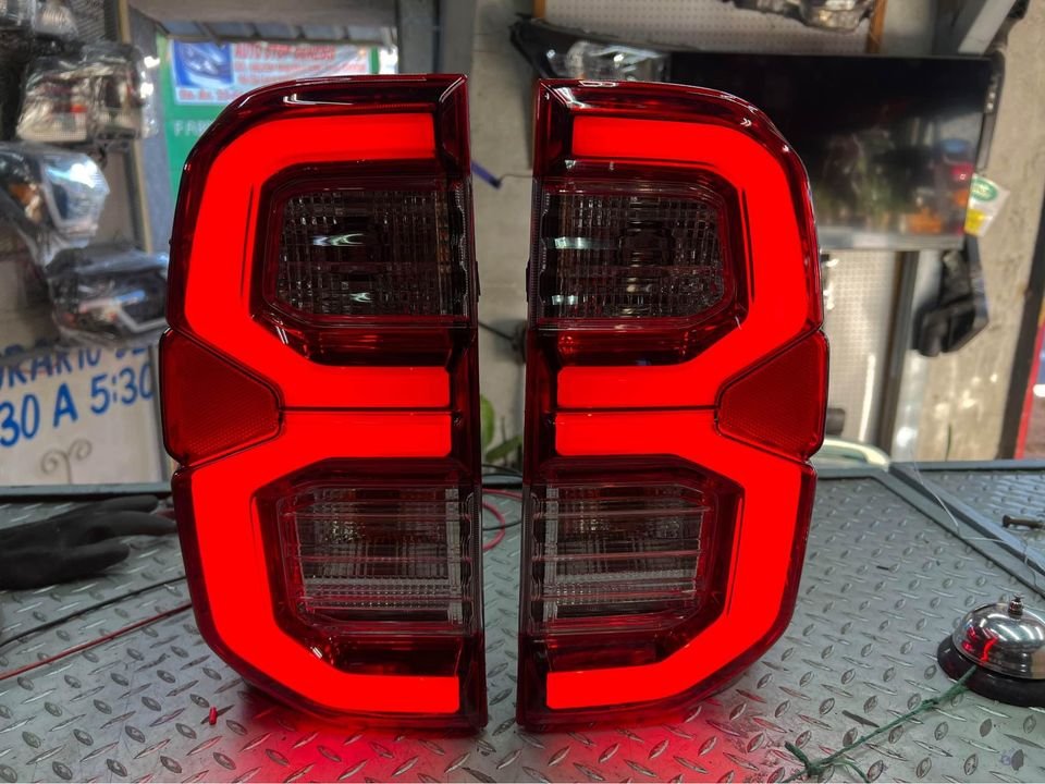 2016 + STOP ROJOS LED TOYOTA  HILUX