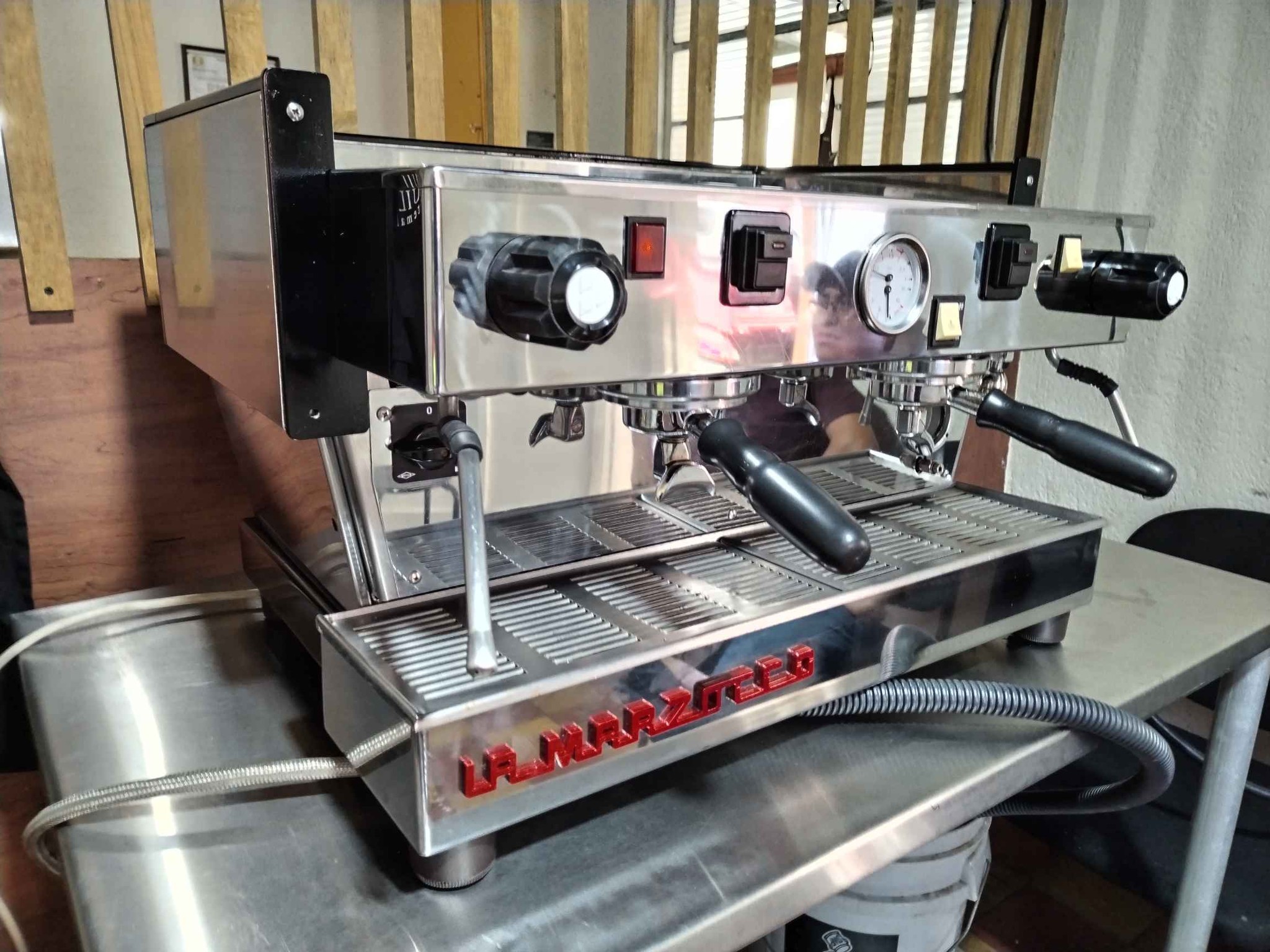 Maquina de espresso Marzocco Linea