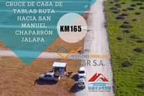 Puede ser una imagen de mapa y texto que dice "LOTES EN Damian CRUCE DE CASA DE TABLAS RUTA HACIA SAN MANUEL CHAPARRÓN JALAPA KM165 INVERSIONES INMOBILIARIA &R S.A. LOTIFICACIO“N VILLASDELA FROHTERA San Manuei Chaparon AGUA + ENERGÍA ELECTRICA DRENAJES CALLES BALASTRADAS CASA CLUB 502 3799 4045- AGENTE INMOBILIARIO"