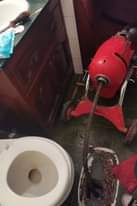 Puede ser una imagen de termotanque y secador de pelo