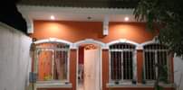 Se vende casa en Las Delicias inf al 4381 1055